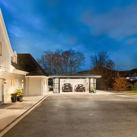 Exclusive - Scandinavian Luxury At Its Villa Bergen