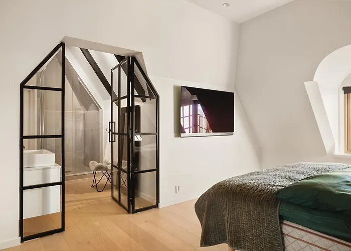 Exclusive - Scandinavian Luxury At Its *